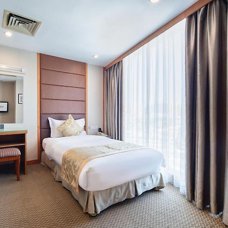 גואנגג'ואו Yihe Hotel Ouzhuang מראה חיצוני תמונה