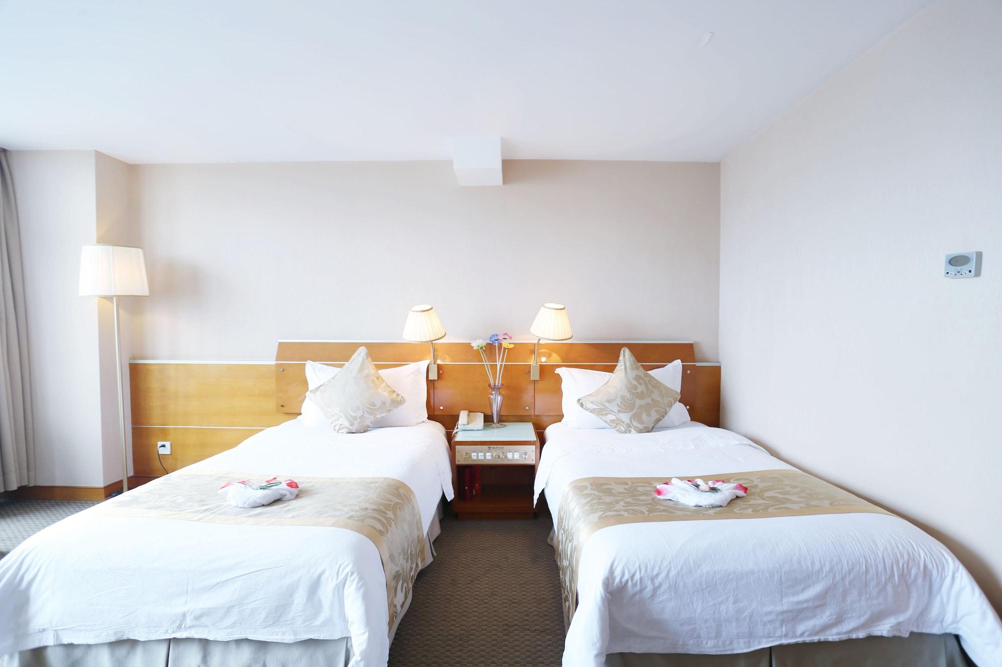 גואנגג'ואו Yihe Hotel Ouzhuang מראה חיצוני תמונה