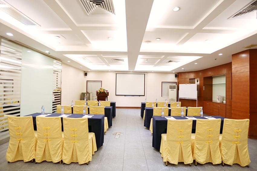 גואנגג'ואו Yihe Hotel Ouzhuang מראה חיצוני תמונה